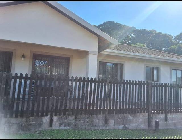 3 BEDROOM TOWNHOUSE FOR SALE IN NORTHDENE